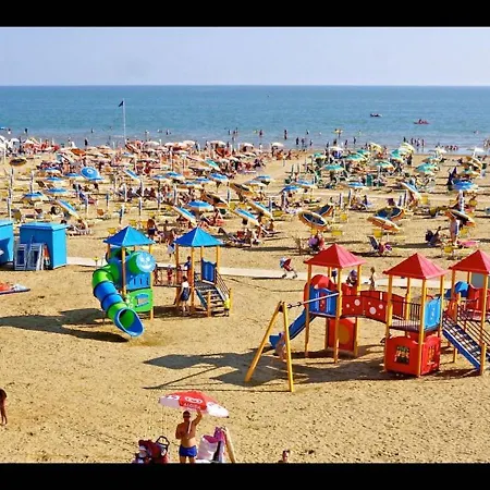 Very Nice Close To The Beach - By Beahost Apartment Bibione
